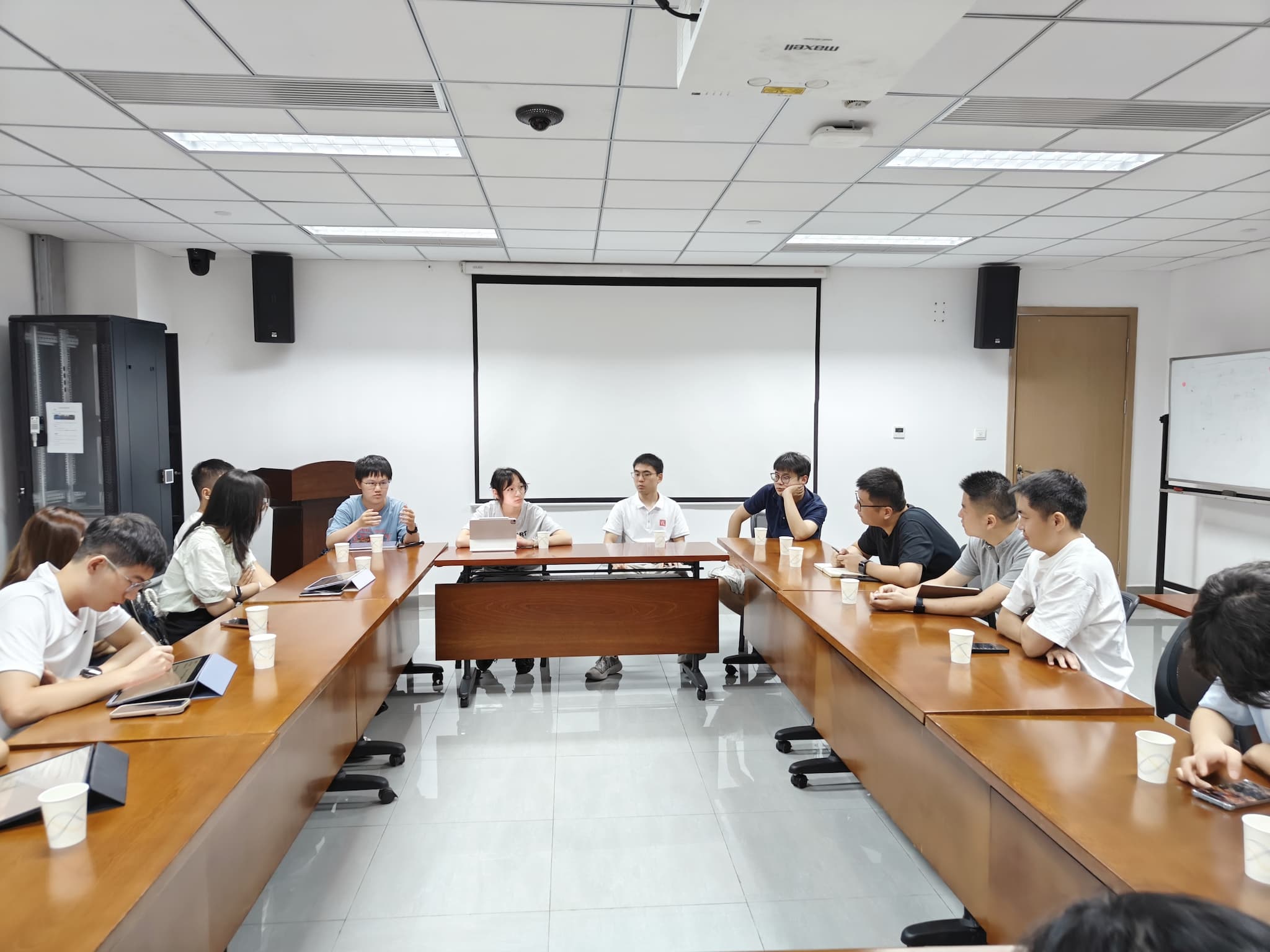 3-2蛇类多样性师生交流 (1).jpg